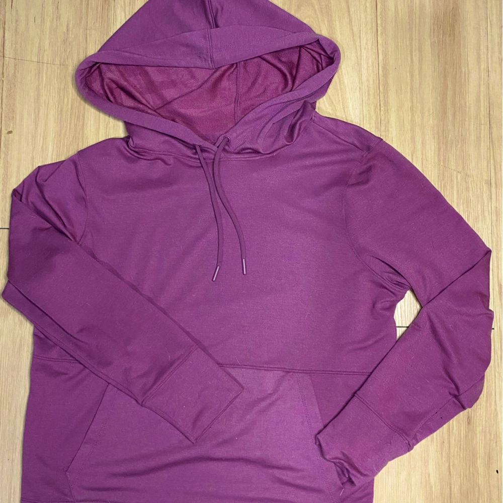 Large cropped sweatshirt